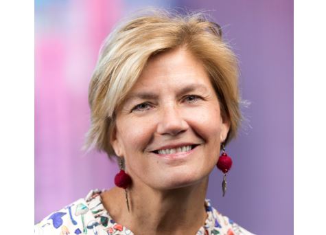 Krista Finstad-Milion – « Convaincue de l&rsquo;inestimable valeur ajoutée de profils féminins et internationaux, et de la nécessité pour les hommes et les femmes de travailler ensemble »